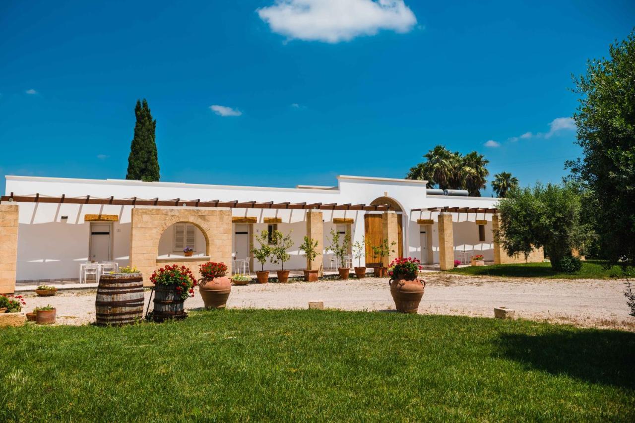 Masseria Tenuta Flora Maria Леверано Экстерьер фото