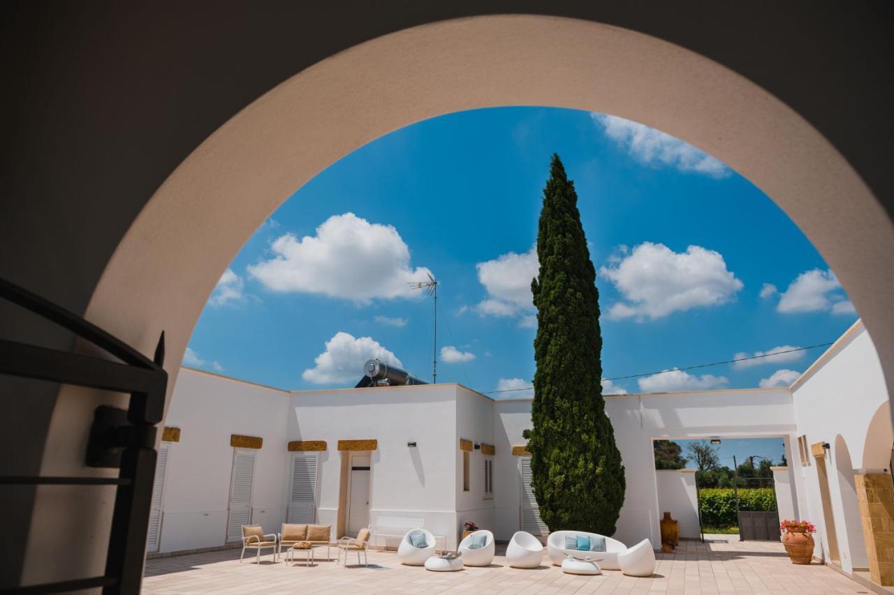 Masseria Tenuta Flora Maria Леверано Экстерьер фото